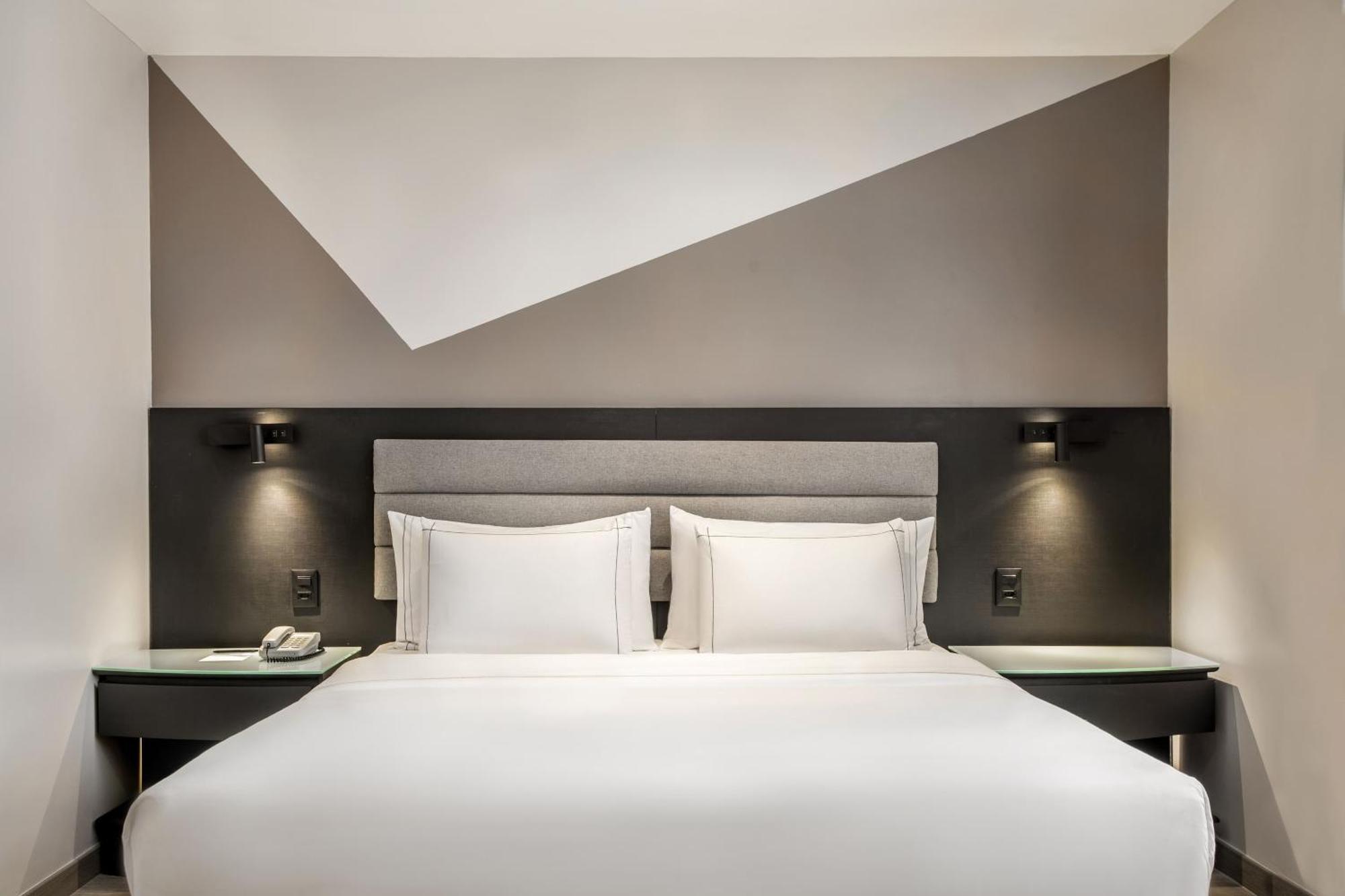 Chambre Lit Queen-Size de Luxe