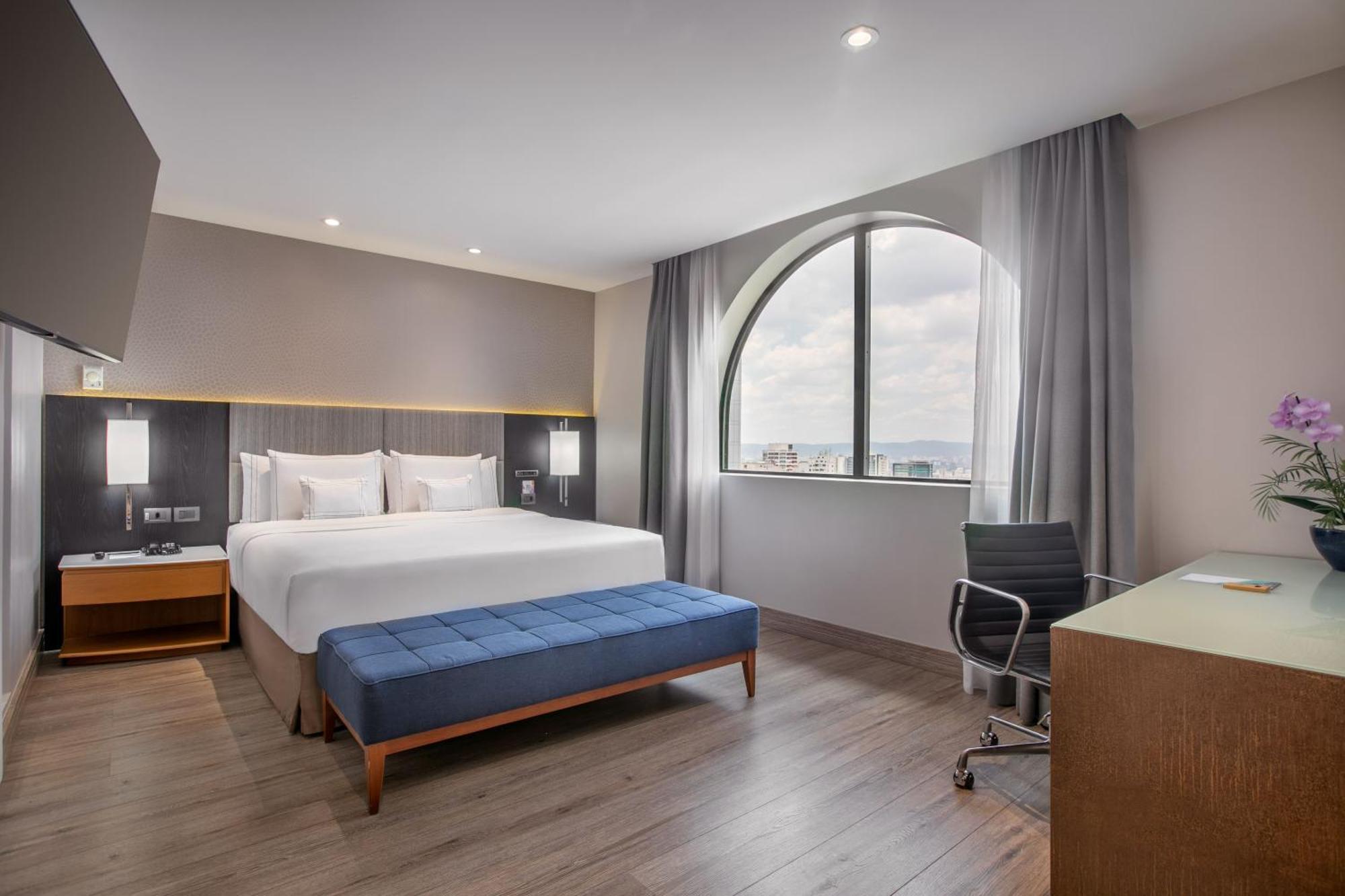 Suite Lit Queen-Size Junior